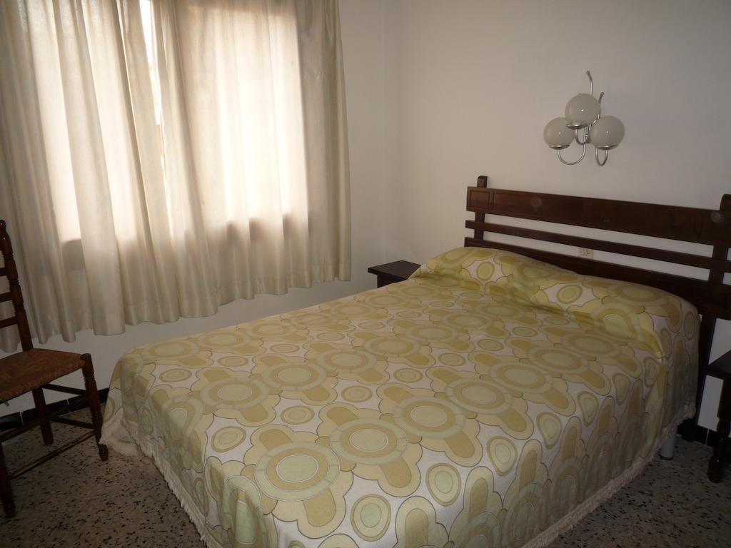 Villa Service - Apartamentos Aransol El Vendrell Oda fotoğraf