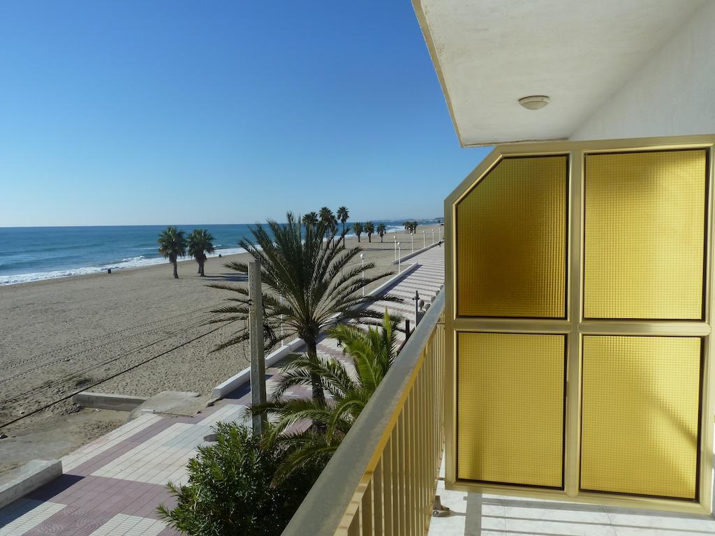 Villa Service - Apartamentos Aransol El Vendrell Oda fotoğraf