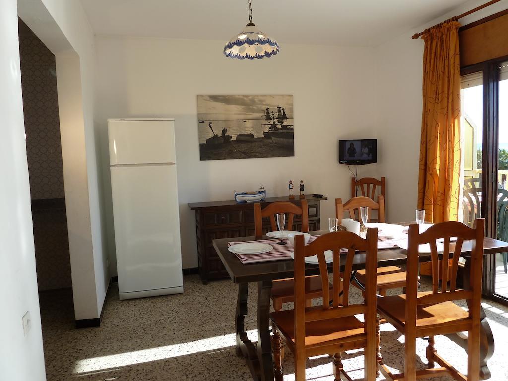 Villa Service - Apartamentos Aransol El Vendrell Oda fotoğraf