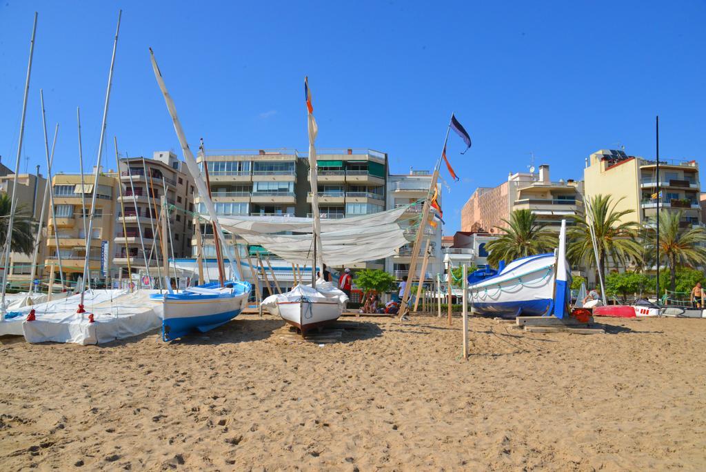 Villa Service - Apartamentos Aransol El Vendrell Dış mekan fotoğraf
