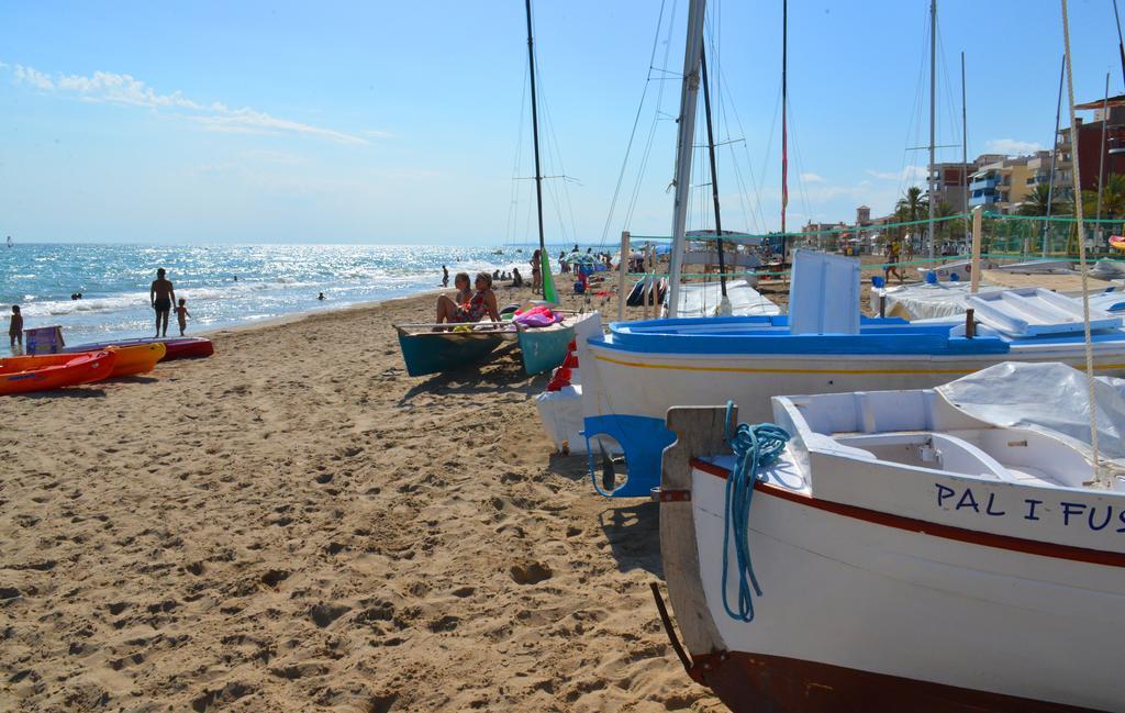 Villa Service - Apartamentos Aransol El Vendrell Dış mekan fotoğraf